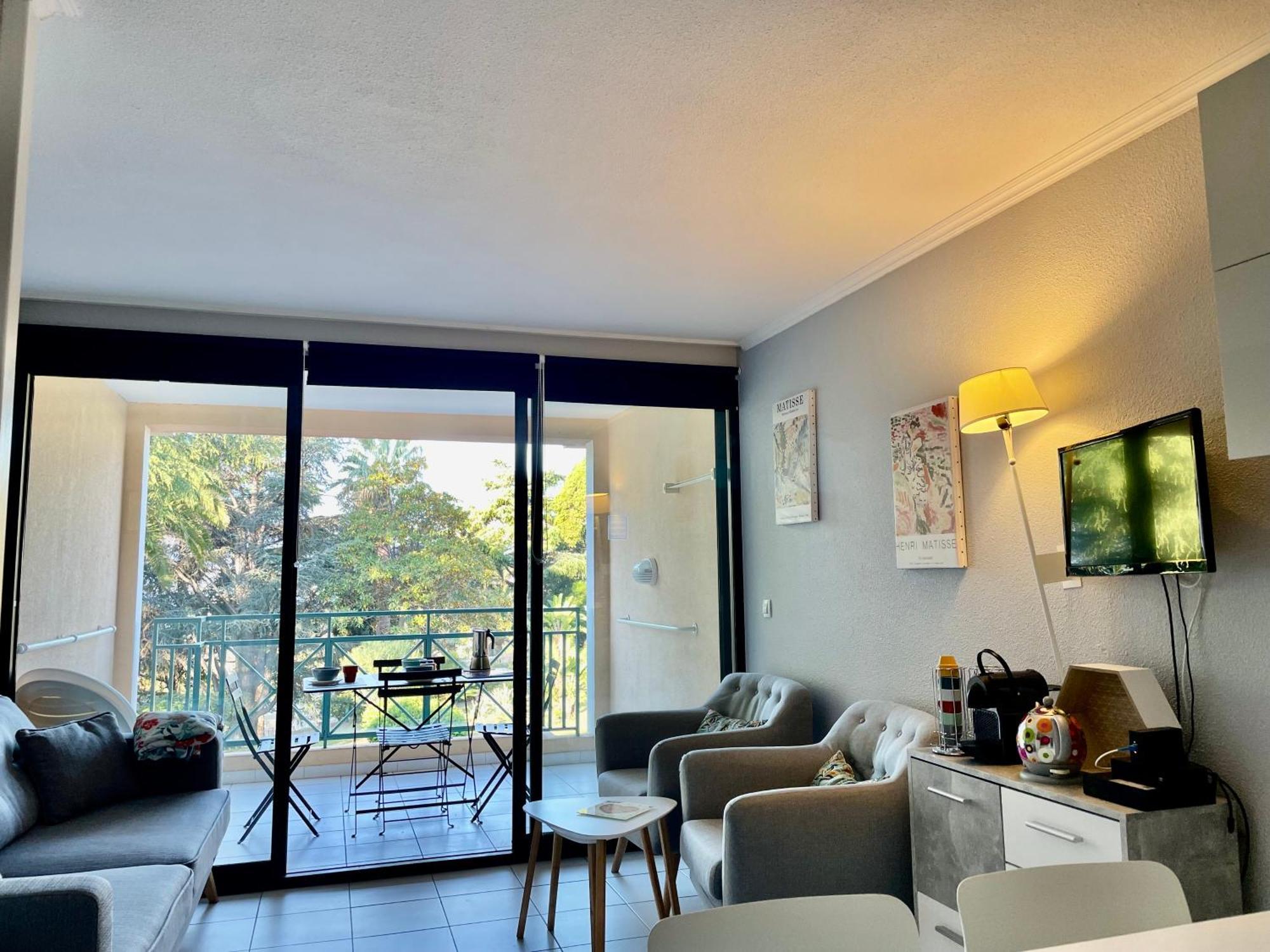 Appartement Duplex Piscine Vue Wifi Parking Clim Cannes