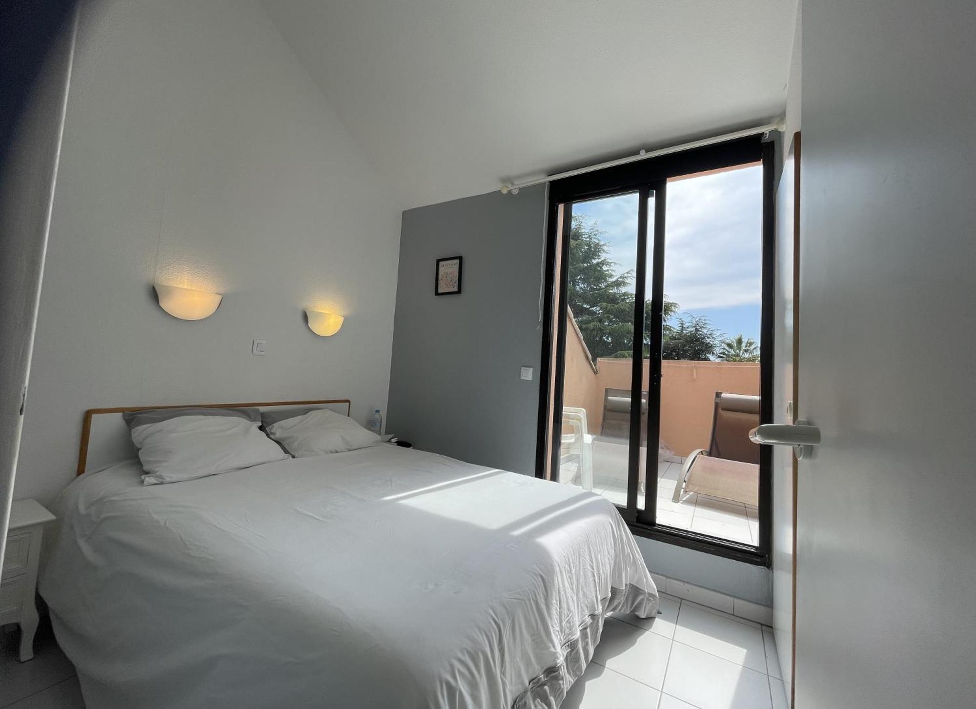 Appartement Duplex Piscine Vue Wifi Parking Clim Cannes